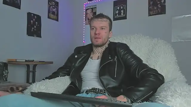 Huntall77 online show from 24, 3, 2026