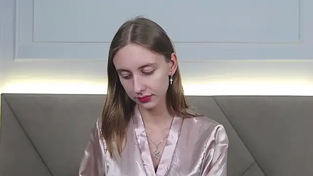 RachaelCute online show from 3, 12, 2025