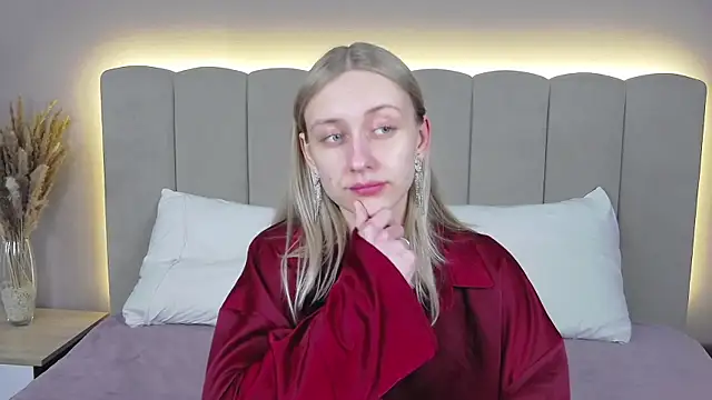 RachaelCute online show from 4, 4, 2026