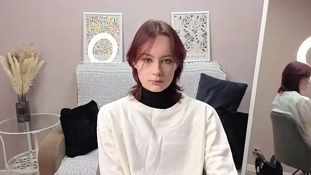 Annie Way online show from 12, 11, 2025