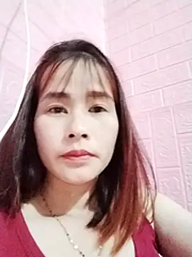 Swan-white123 online show from 22, 11, 2025