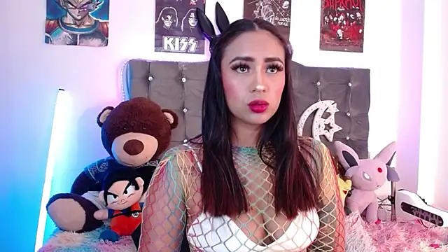 lunabritton1 online show from 25, 2, 2026