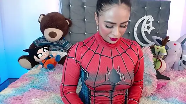 lunabritton1 online show from 4, 3, 2026