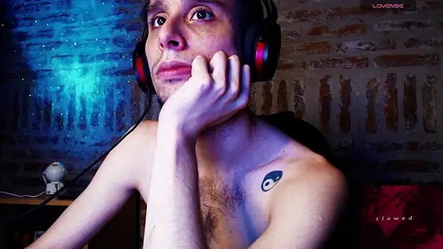 CaramelToy online show from 3, 3, 2026