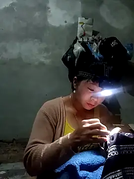 vangkt-cute online show from 4, 12, 2025