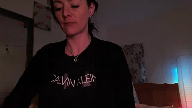 MissyDior8 online show from 12, 4, 2026