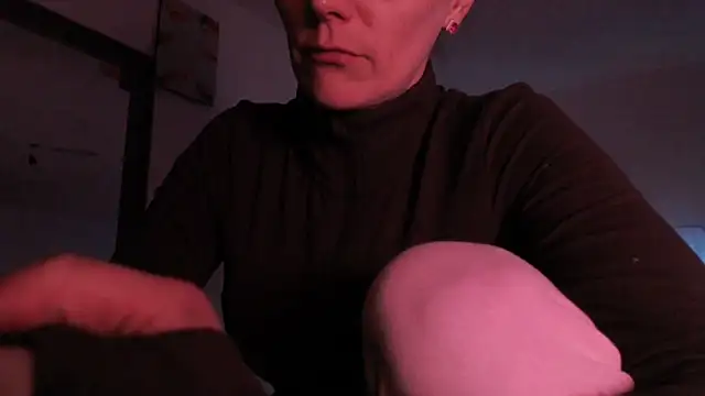 MissyDior8 online show from 25, 3, 2026