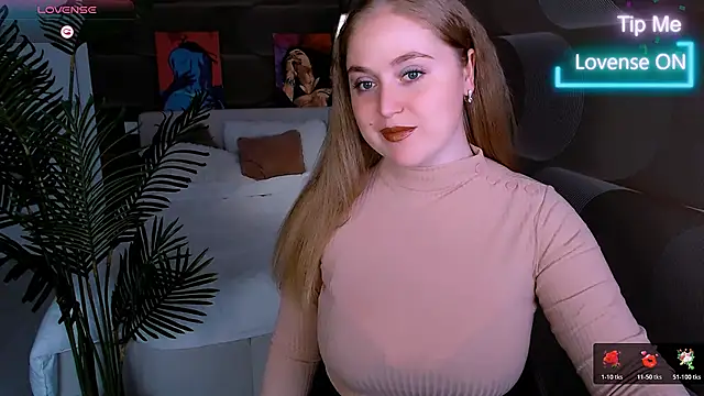 Kate Moan online show from 26, 11, 2025