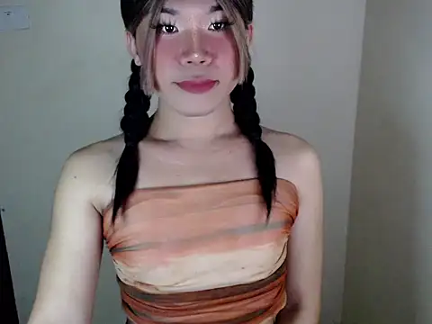 dazzlingcarol online show from 3, 3, 2026