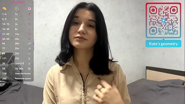 StacySanchez online show from 11, 11, 2025