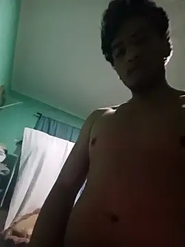 Snapshot of charlyver36 chatting on 28, 11, 2025 charlyver36 online show from 28, 11, 2025