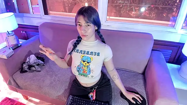 ReiAyanamy online show from 28, 2, 2026