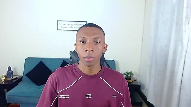 Snapshot of Miilo18 chatting on 2, 12, 2025 Miilo18 online show from 2, 12, 2025