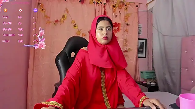 NaylaAbadi online show from 18, 2, 2026