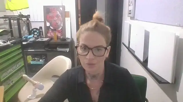 jayteelive online show from 25, 5, 2026