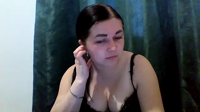 Vitalina282128 online show from 8, 4, 2026