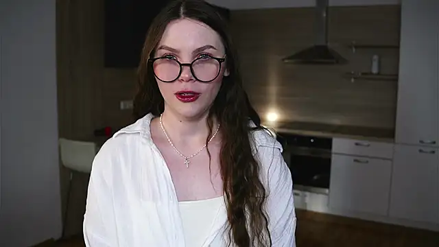 Snapshot of BelvaCaimi chatting on 25, 11, 2025 BelvaCaimi online show from 25, 11, 2025