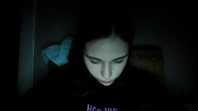 Snapshot of BrunetteVibe chatting on 12, 11, 2025 BrunetteVibe online show from 12, 11, 2025