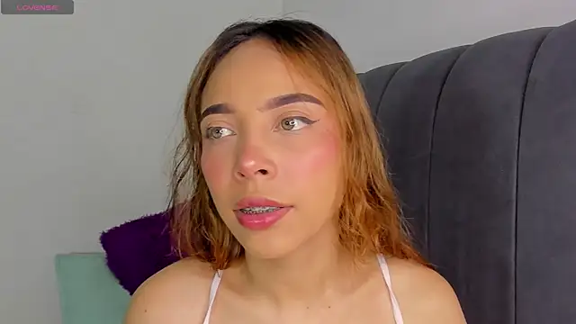 Snapshot of Evelin888 chatting on 9, 7, 2026 Evelin888 online show from 9, 7, 2026