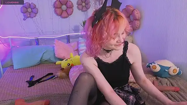 Snapshot of Awawrin chatting on 26, 5, 2026 Awawrin online show from 26, 5, 2026