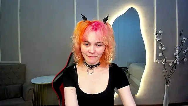 Awawrin online show from 17, 11, 2025