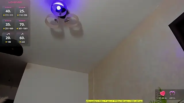 foxx giirl online show from 18, 4, 2026