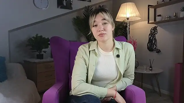 SharonEllis online show from 11, 11, 2025