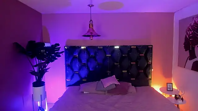 Velvet Dreamss online show from 8, 7, 2026