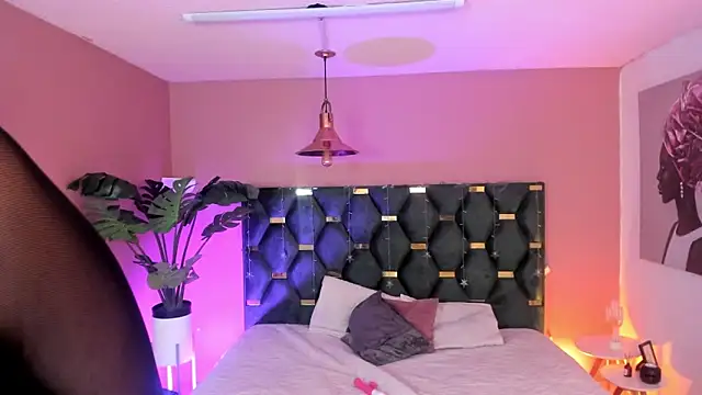 Velvet Dreamss online show from 16, 4, 2026