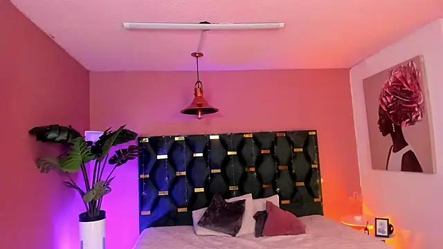 Velvet Dreamss online show from 24, 4, 2026