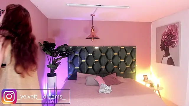 Velvet Dreamss online show from 15, 6, 2026