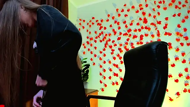 AlicaLOVEalisa777 online show from 18, 1, 2026