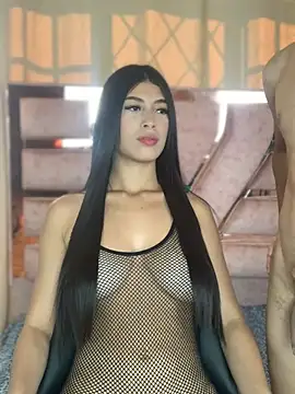 Antonella And Thiago online show from 22, 4, 2026