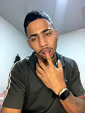 Snapshot of king_disaster1 chatting on 12, 11, 2025 king disaster1 online show from 12, 11, 2025