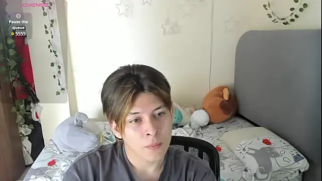 Snapshot of Felix_kitty chatting on 15, 11, 2025 Felix kitty online show from 15, 11, 2025