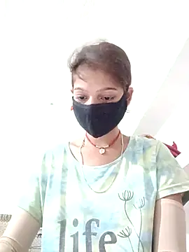 Mohnicute online show from 22, 4, 2026