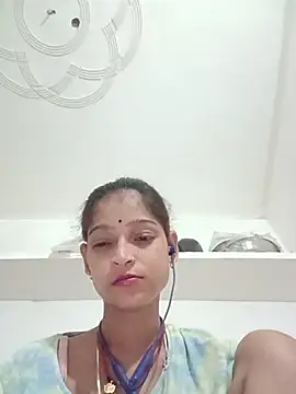 Mohnicute online show from 12, 7, 2026
