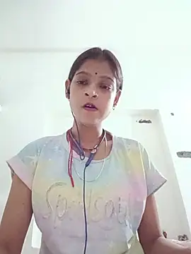 Mohnicute online show from 11, 7, 2026