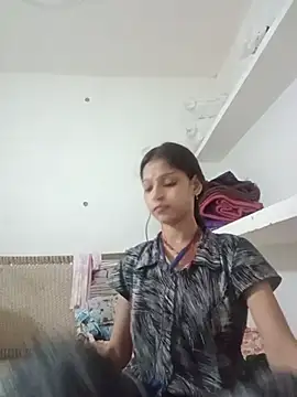 Mohnicute online show from 11, 6, 2026