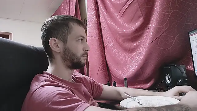 Snapshot of 333Alone_in_theDark777 chatting on 25, 11, 2025 333Alone in theDark777 online show from 25, 11, 2025