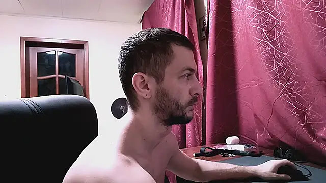 Snapshot of 333Alone_in_theDark777 chatting on 15, 11, 2025 333Alone in theDark777 online show from 15, 11, 2025