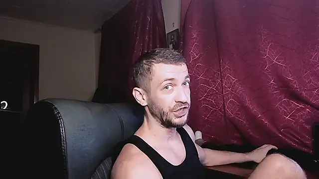 Snapshot of 333Alone_in_theDark777 chatting on 14, 11, 2025 333Alone in theDark777 online show from 14, 11, 2025