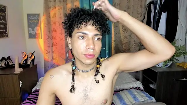 Angel White25 online show from 22, 4, 2026