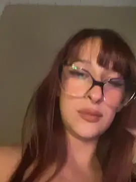 Taurina0105 online show from 6, 4, 2026