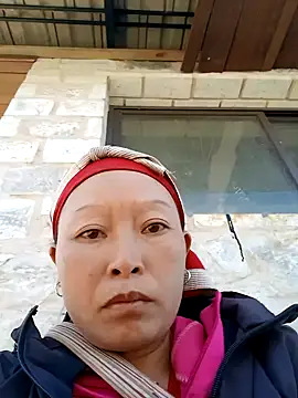 Snapshot of girl-hot2x chatting on 22, 12, 2025 girl-hot2x online show from 22, 12, 2025