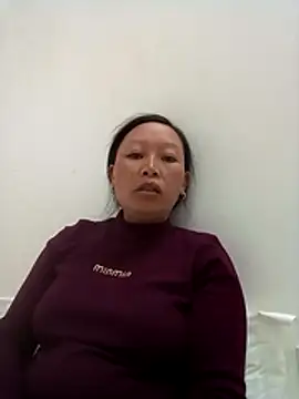 Snapshot of girl-hot2x chatting on 19, 11, 2025 girl-hot2x online show from 19, 11, 2025