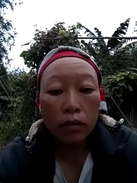 Snapshot of girl-hot2x chatting on 2, 12, 2025 girl-hot2x online show from 2, 12, 2025