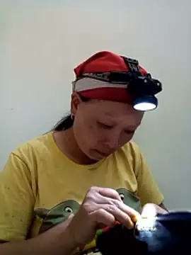 Snapshot of girl-hot2x chatting on 27, 11, 2025 girl-hot2x online show from 27, 11, 2025