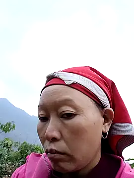 Snapshot of girl-hot2x chatting on 20, 12, 2025 girl-hot2x online show from 20, 12, 2025