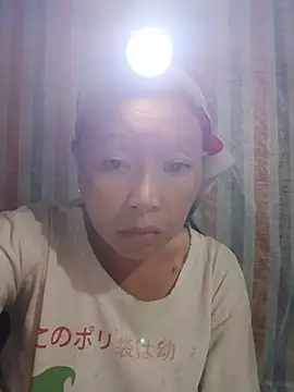 Snapshot of girl-hot2x chatting on 4, 7, 2026 girl-hot2x online show from 4, 7, 2026